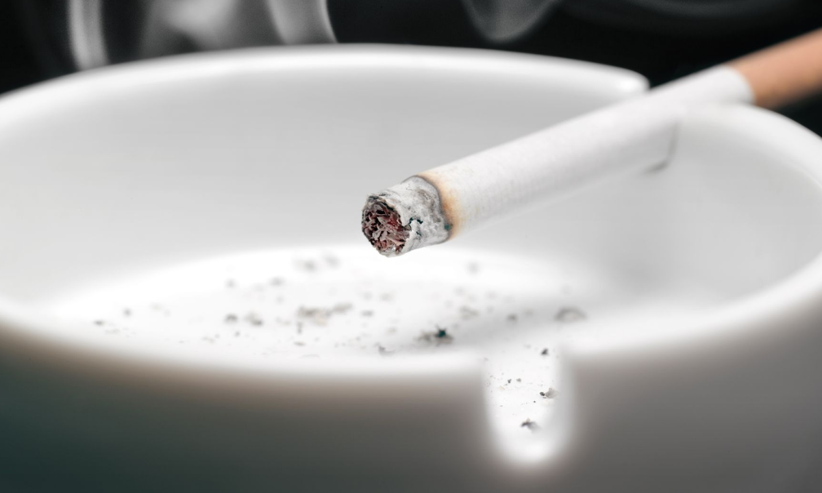 How Cigarette Smoking Affects Side Effects from Cancer Treatment 